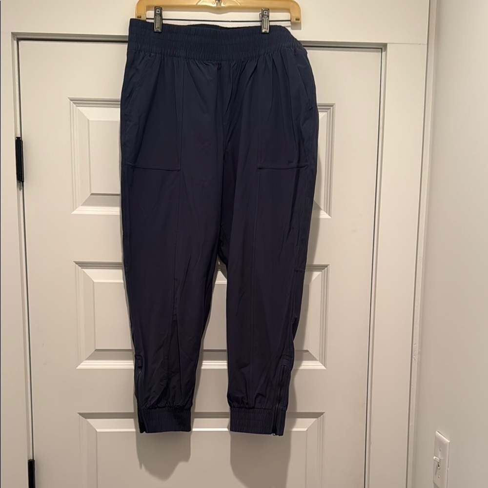 Women's Navy Jogger Pants